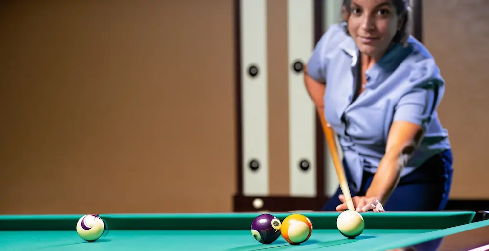 Best Low Deflection Pool Cue Under $300